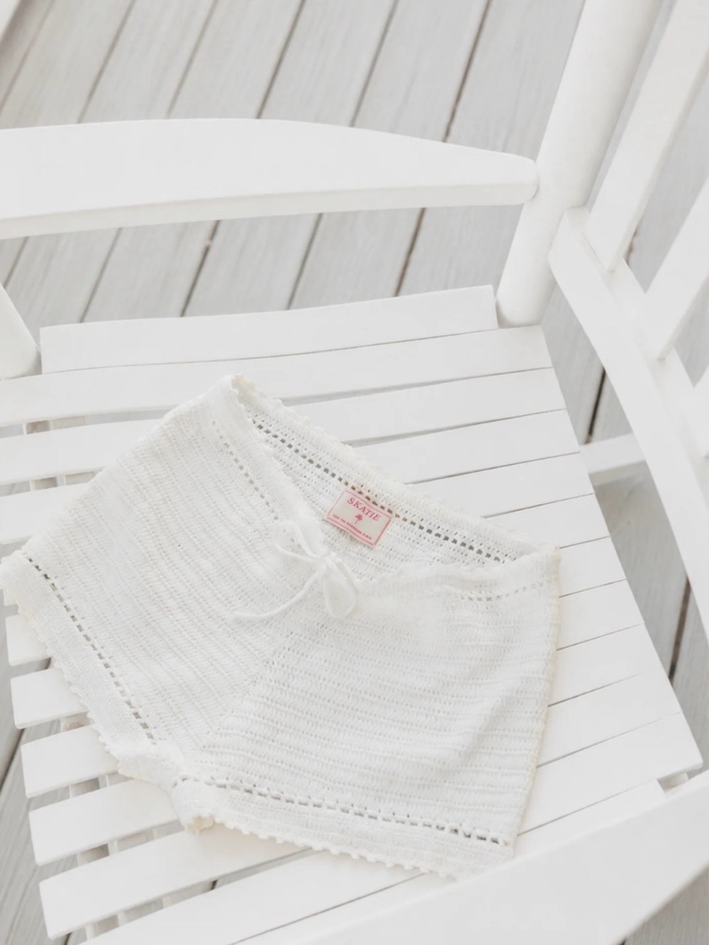NWOT SKATIE SCOTTIE SHORTS-WHITE CROCHET